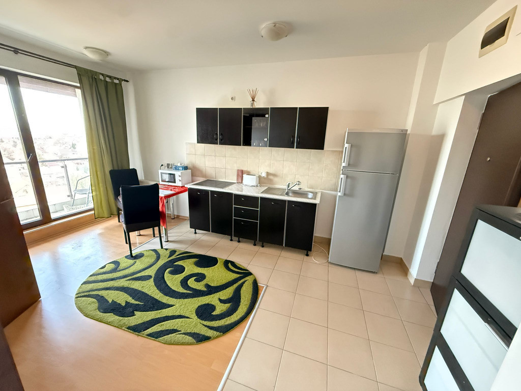 Apartament 3 camere, 2 bai - zona Bartolomeu