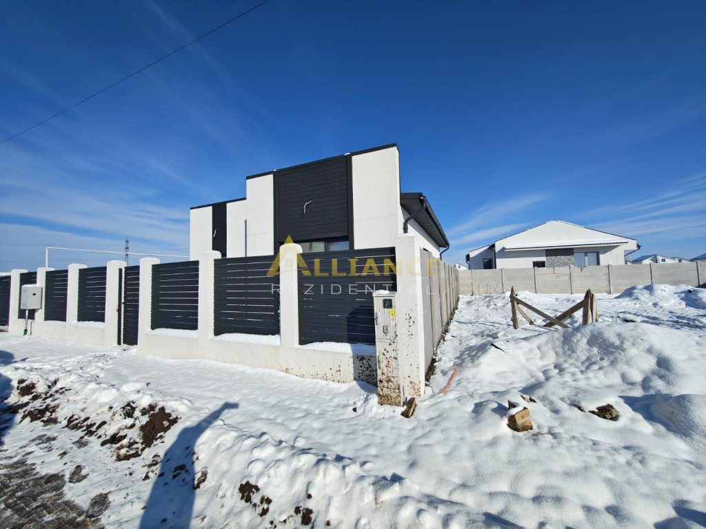 Casa 3 camere - 2 bai - Miorita (Cartierul Nou)