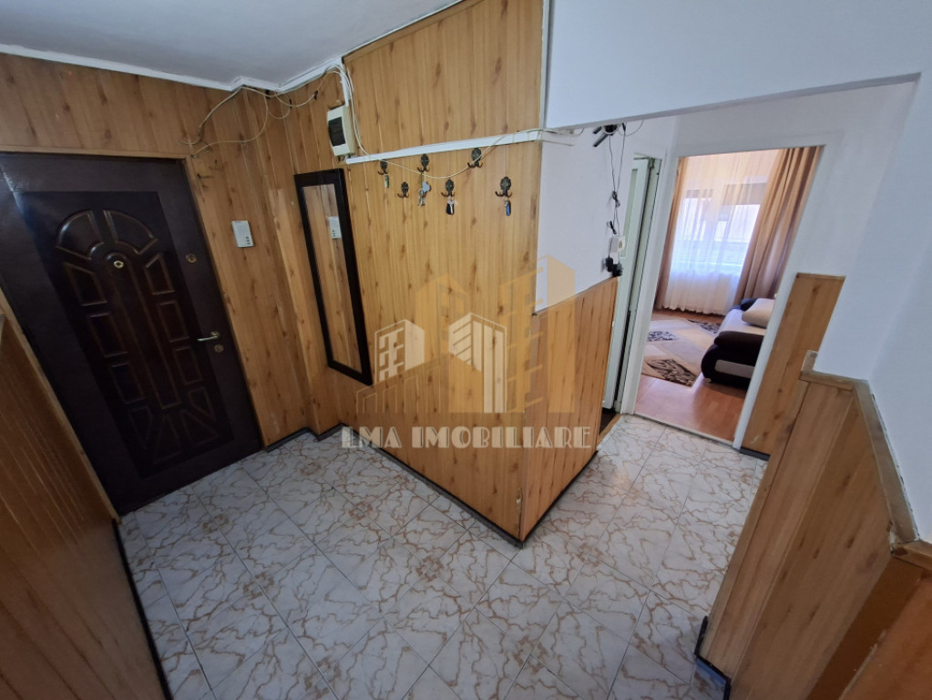 Apartament 3 camere decomandat Florilor-Vlahuta Brasov