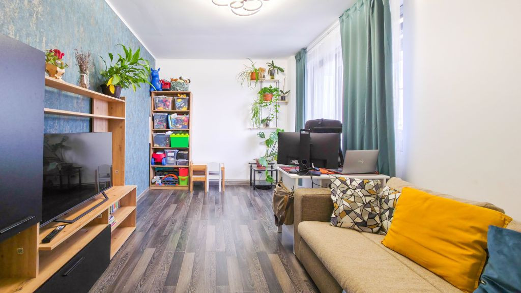 Apartament 2 camere Bragadiru Alunului, mobilat, balcon 1...