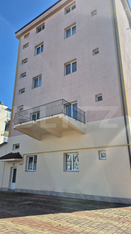 Spatiu comercial pe 4 nivele de inchiriat, 903 mp, zona Luci