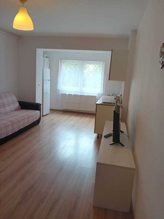 2 camere -Metalurgiei- metrou Aparatorii Patriei 8min- parca