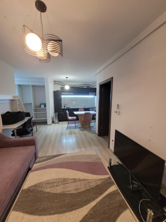 Apartament de inchiriat cu 2 camere si loc de parcare