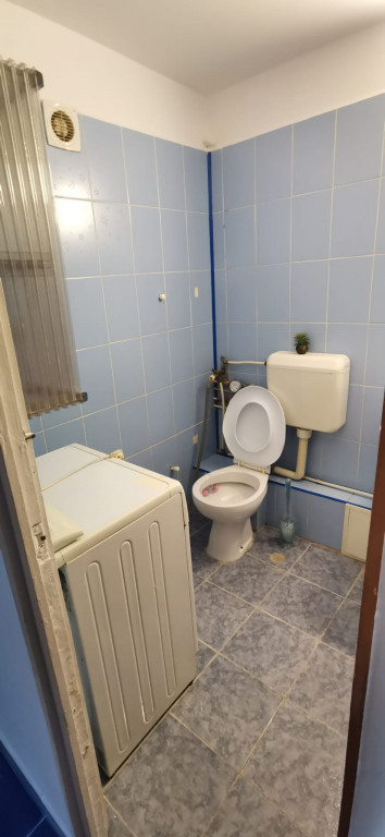 Brancoveanu decomandat etaj 5 stradal