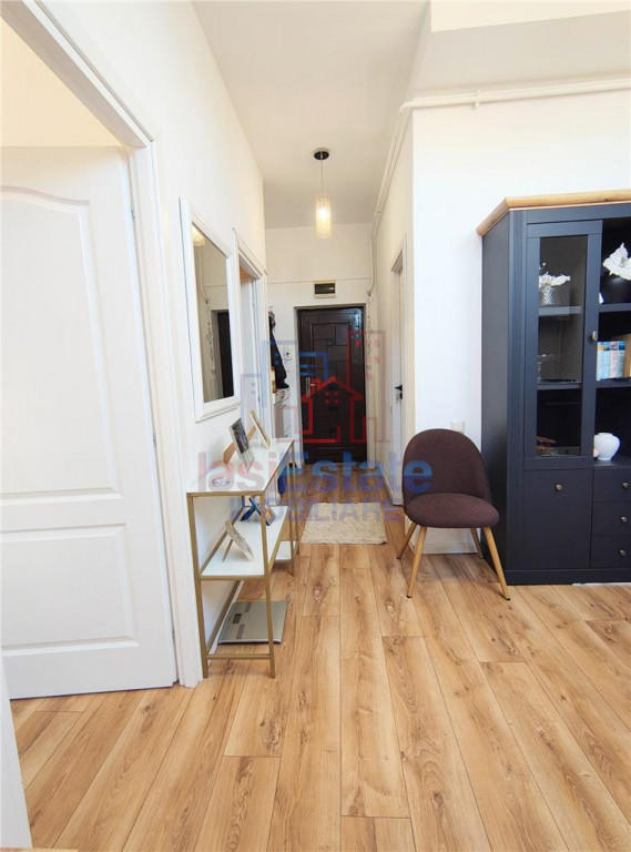 Apartament 1 camera Etaj 1 cu centrala