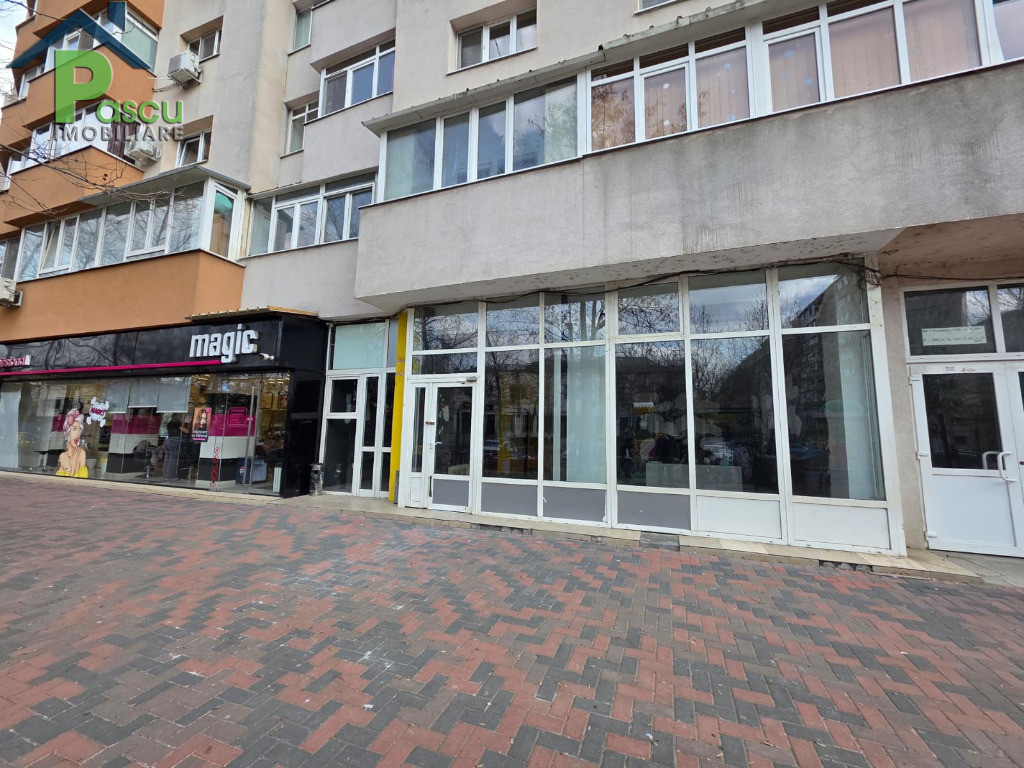 Spatiu comercial 1 Decembrie 1918, stradal, parter, 80 mp