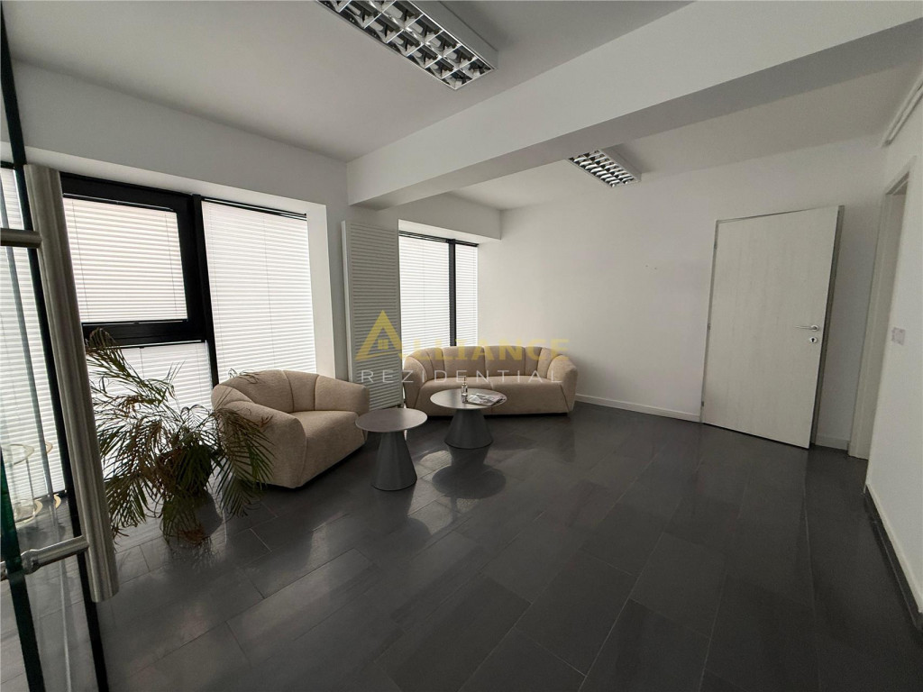 Spatiu birou la metrou Dimitrie Leonida, sector 4 Berceni