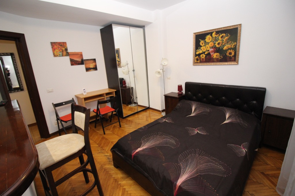 Foișorul de Foc, garsonieră mobilată și utilată