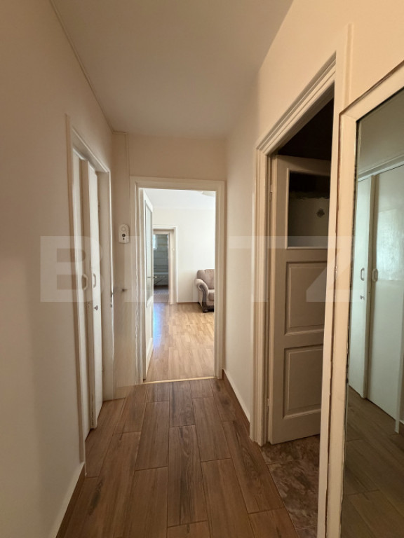 Apartament 2 camere, et. 1, Calea Severinului/ Scoala Deceba