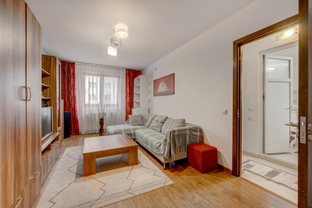 Apartament 3 camere, 2 bai, la 5 min de Piata Sudului