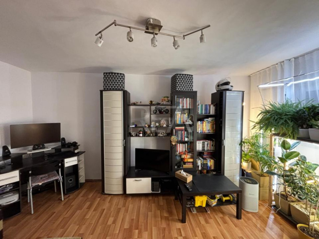 2 camere P/10, 55mp, bloc 1980-Gorjului-Str. Mohorului