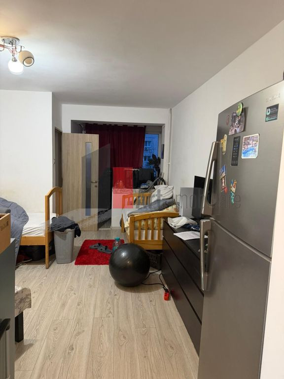 Garsonieră modernă la 50m de Metrou Dristor – Ideală...