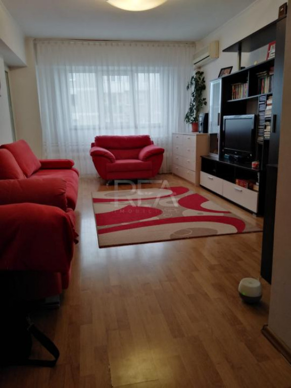 3 camere, decomandat, SU 80mp, bloc din 1984/ Drumul Taberei