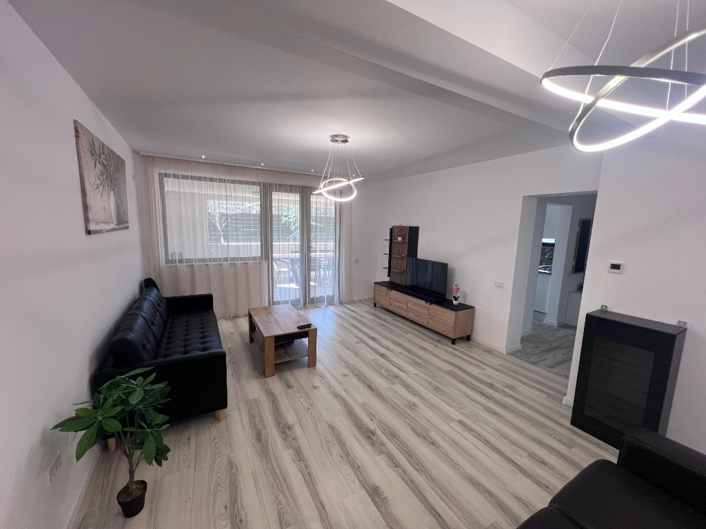 Apartament 2 camere, spatios, Bulevardul Metalurgiei - Loc de parcare