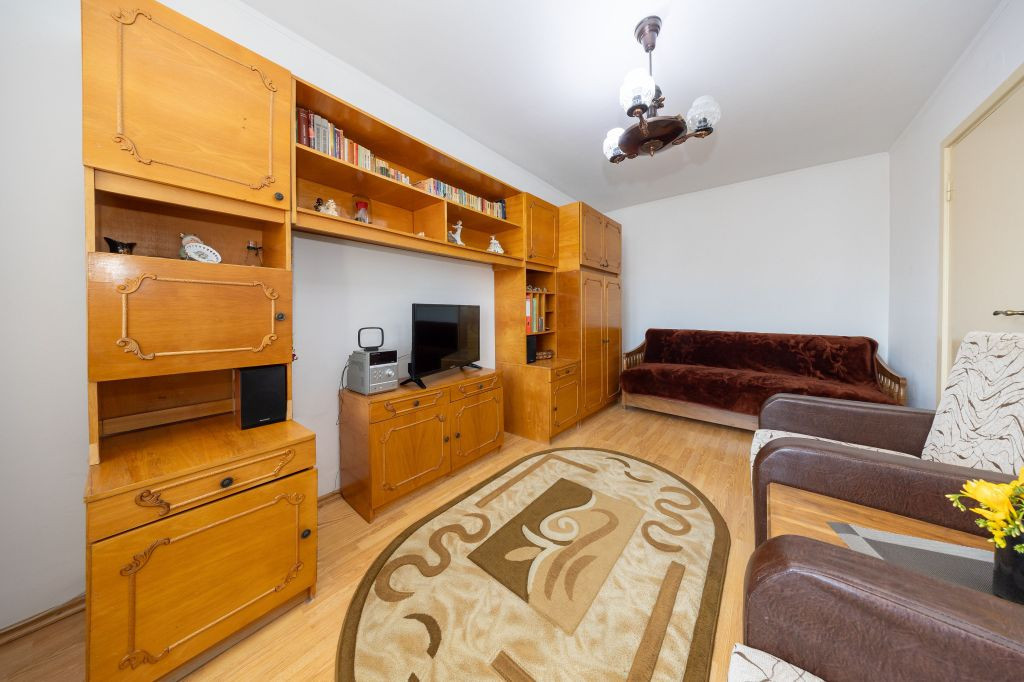 3D! Garsoniera cu baie si bucatarie, mobilata, loc parcare,