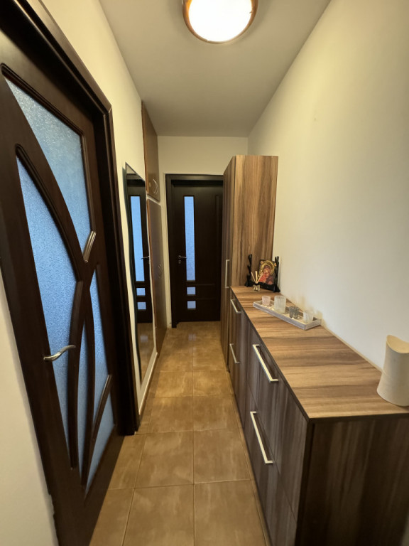 Închiriere apartament 3 camere Piata Sudului