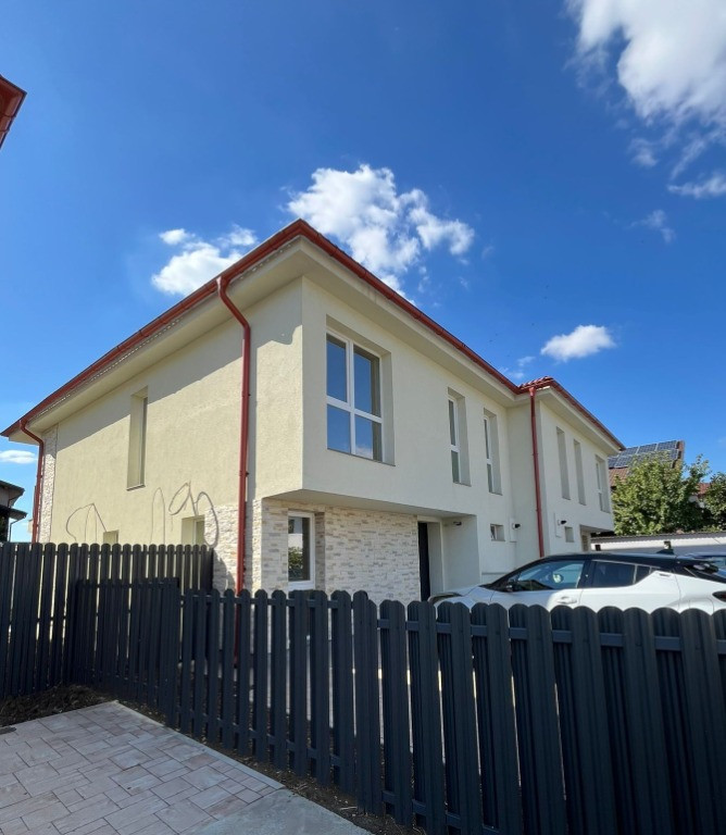 Casa nouă Duplex,4 Camere,P+1E,155mp,200mp curte individuala,Odăile