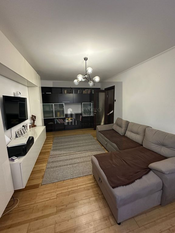 Apartament 3 camere Sun Plaza