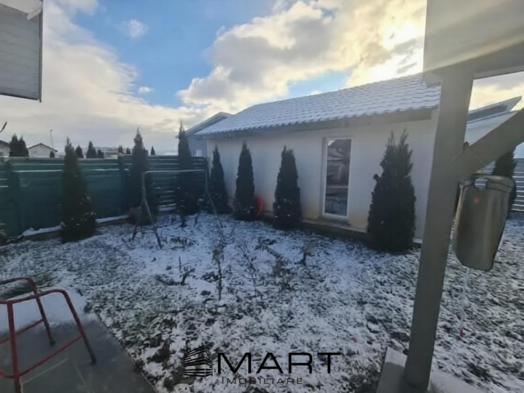 Casă 4 dormitoare + garaj | Panouri fotovoltaice | Izvor