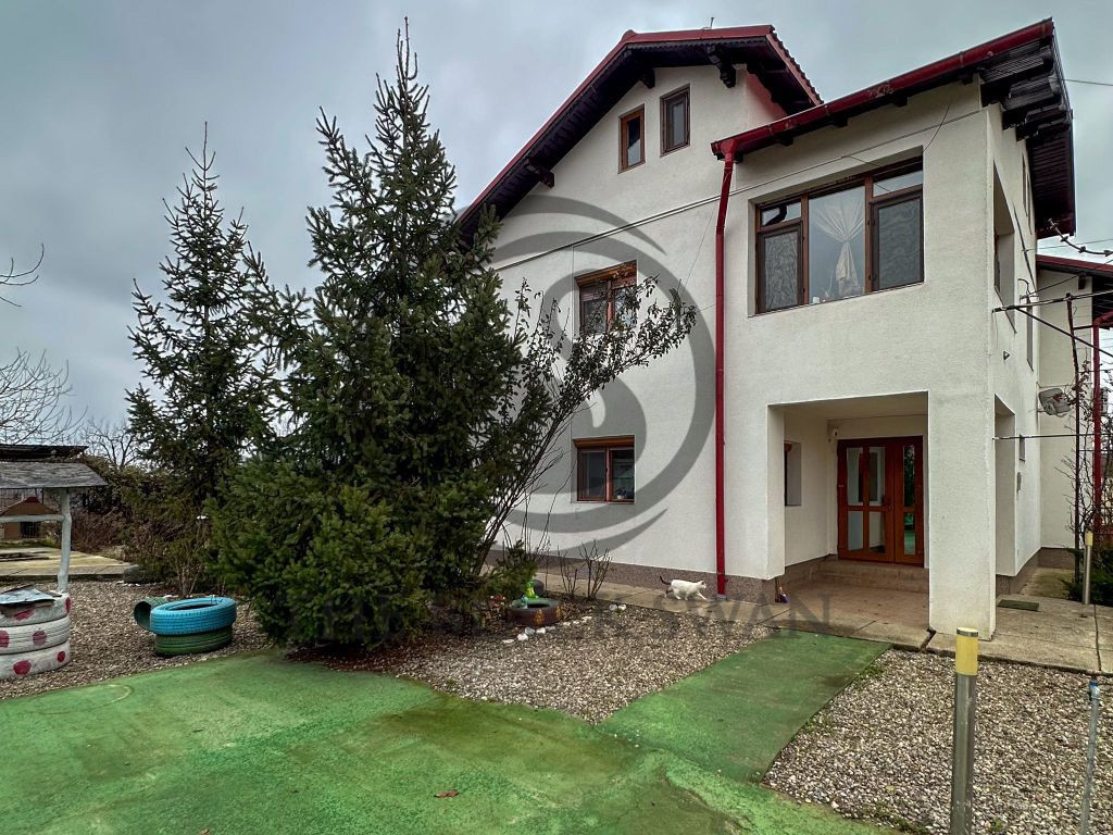Casa cu 5 camere de vanzare l Cocorastii Colt - Prahova l...