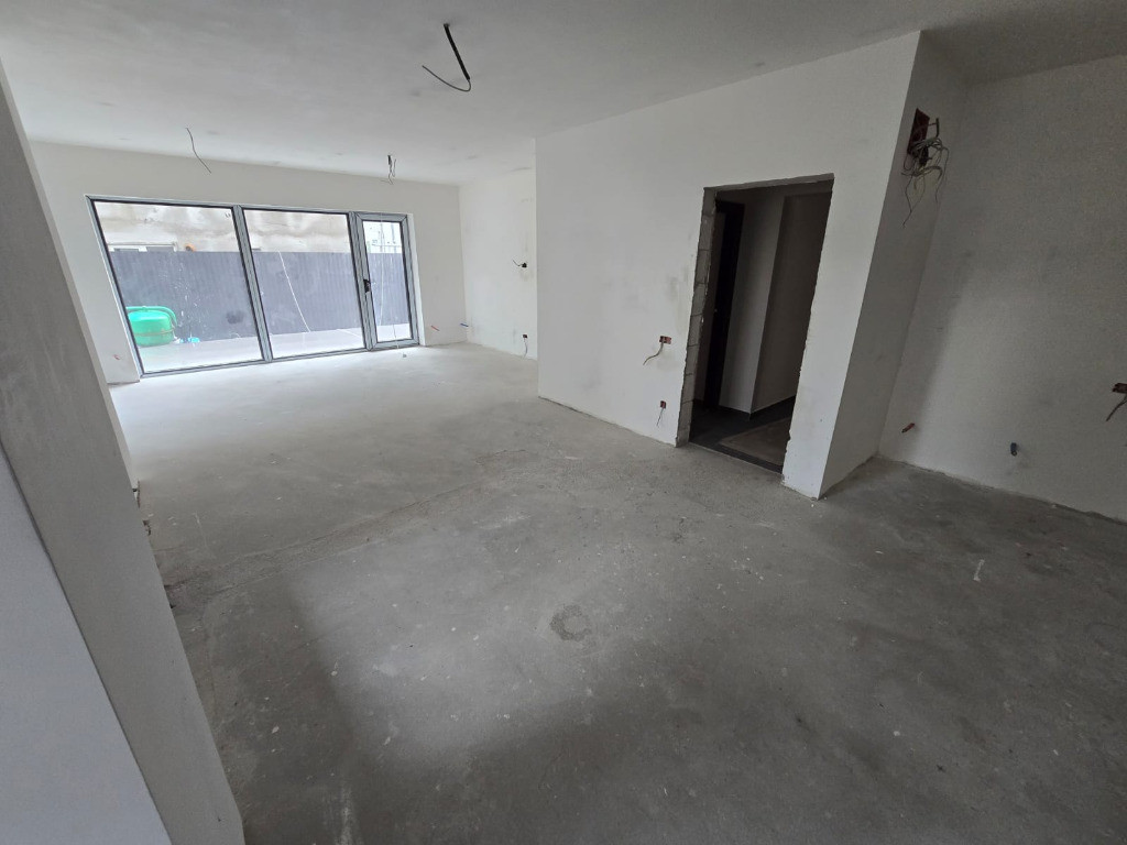 Studio parter 50mp cu terasa 22mp Busteni Zamora DIRECT PROPRIETAR