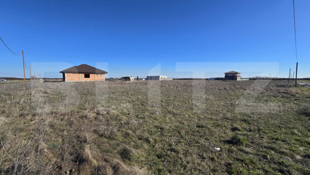 Parcela teren intravilan, 724 mp, cu utilități, in Săcăl