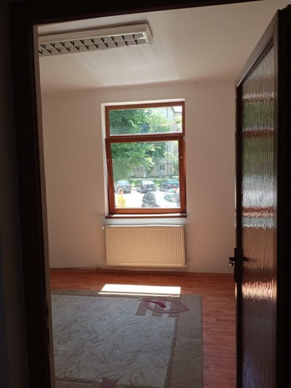 Iorga, 3 camere, parter