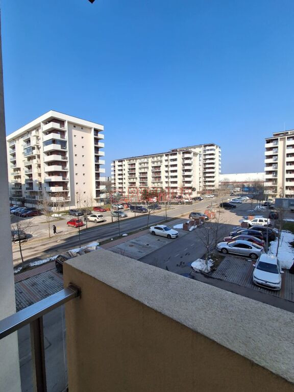 3 camere decomandat | 2 bai | Parcare cadastrat#259; | Metal