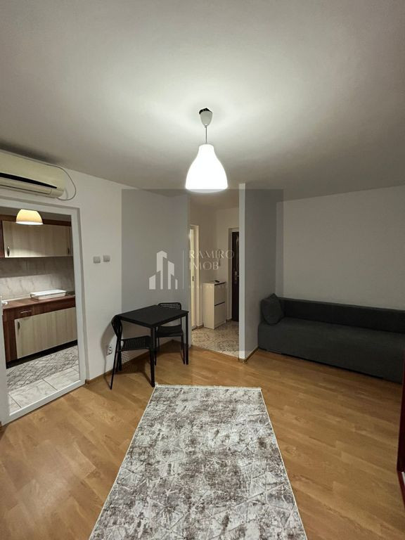 Garsoniera zona Doamna Ghica/ 7 Minute Parc Plumbuita