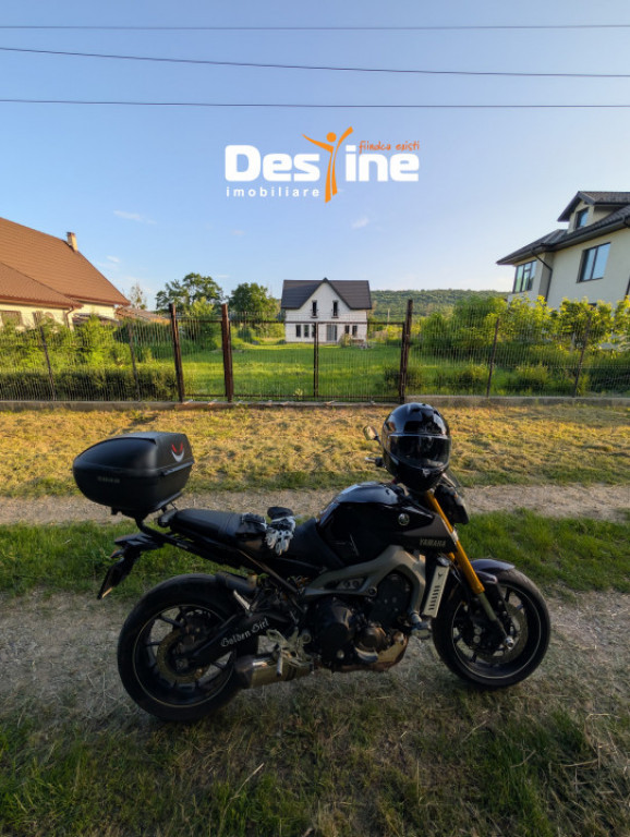 Dobrovăț - Casă la Roșu P+1+Pod 129 mp Utili 1000 mp Ter