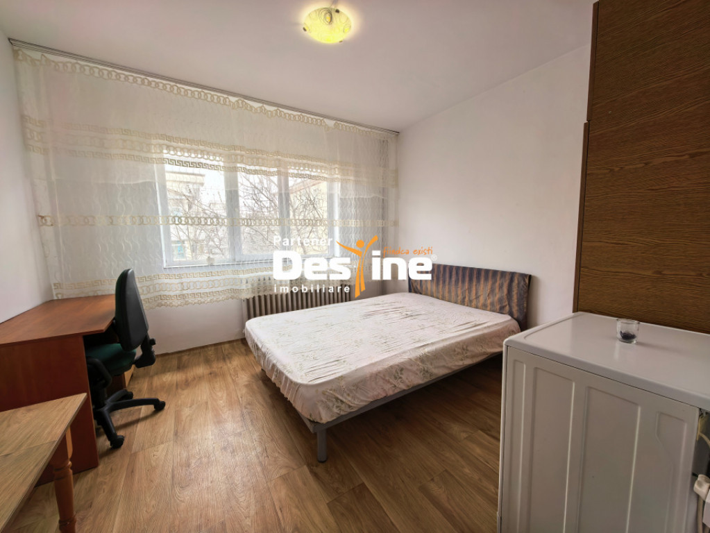 Chirie Piata Nicolina, camera de camin mobilata si utilata,