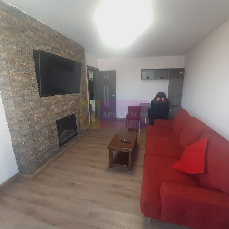 Apartament spațios aproape Metrou și Parc