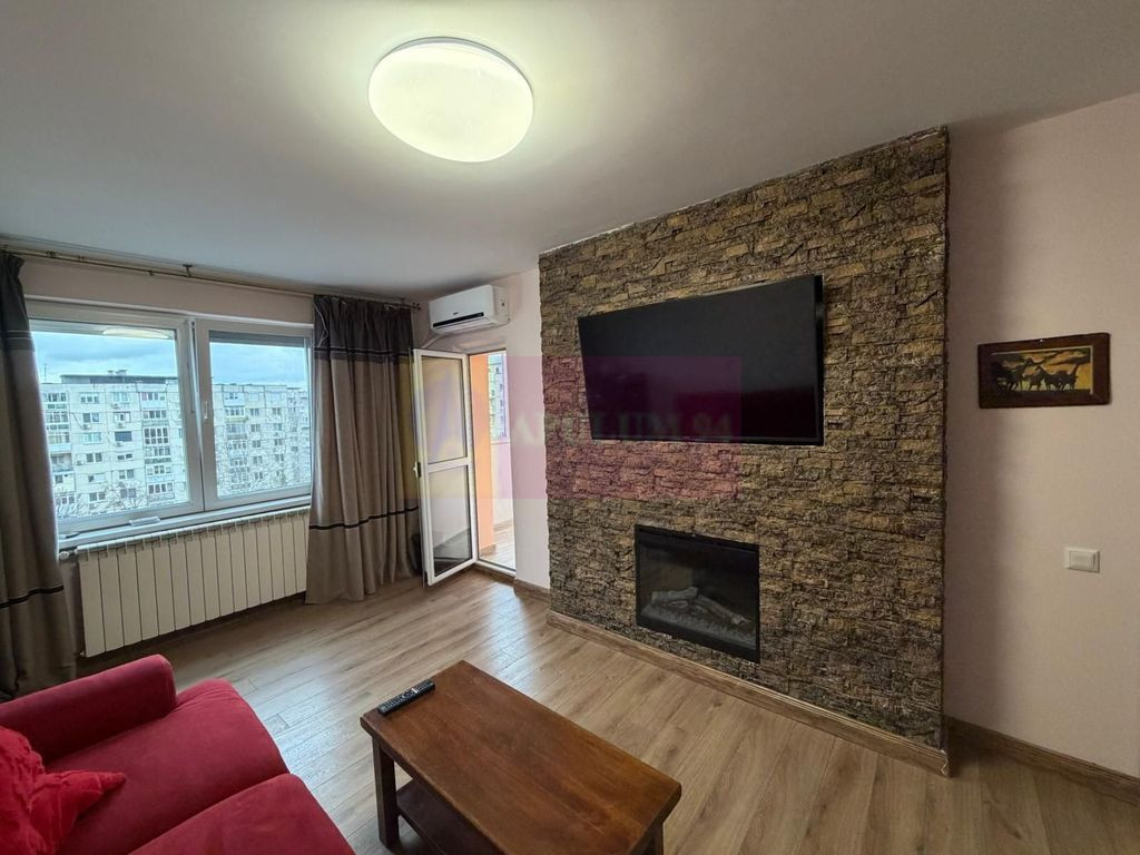 Apartament spațios aproape Metrou și Parc