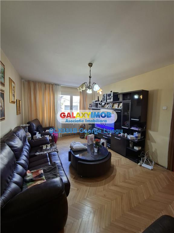 Apartament 3 camere Drumul Taberei zona Valea Ialomitei