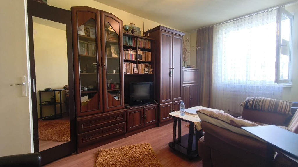 Apartament 2 camere in Deva, zona Dacia, Et. 2