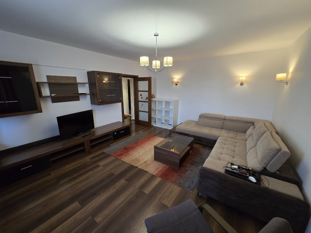 Metrou P-ta Muncii,2 cam,dec,supraf.60mp,mob/utilat,prima inchiriere.