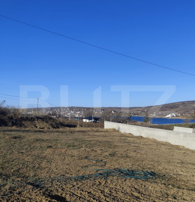 Teren 852 mp, cu vedere spre lac, Sorogari