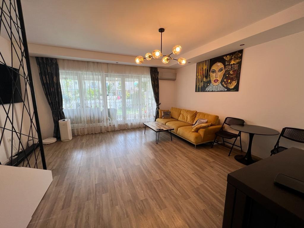 COSMOPOLIS - Vila Tip NC, cu mansarda si pergola