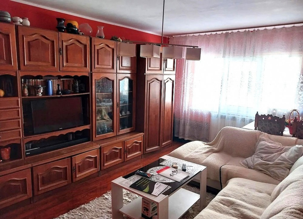 Apartament 2 Camere Decomandate | Etaj 1 | Zona Piața Centrală