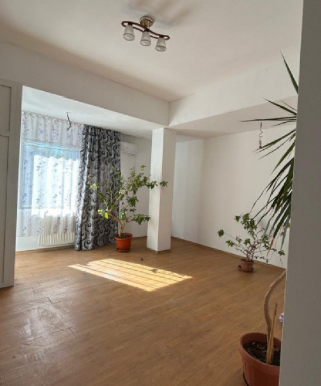 Garsoniera 39mp, bloc 2013, centrala proprie, zona Salaj/Fer