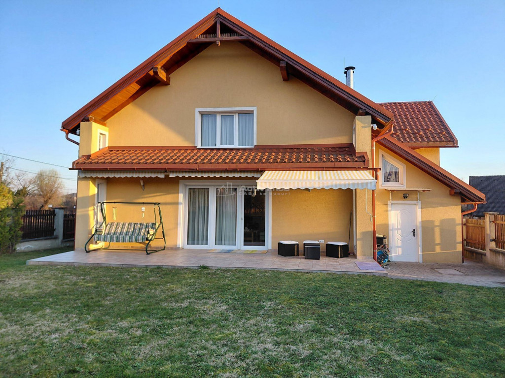 Casa individuala 275 mp | Teren 17 Ari | Tautii Magheraus