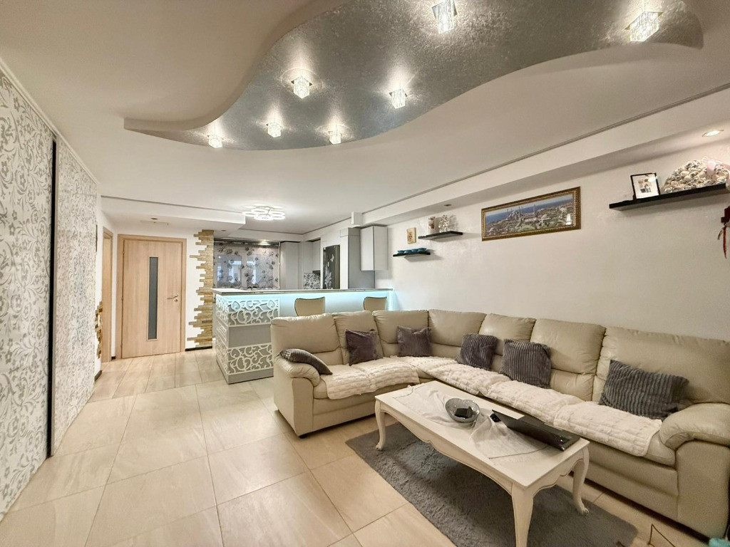 COSMOPOLIS - Vila tip N, cu 2 pergole