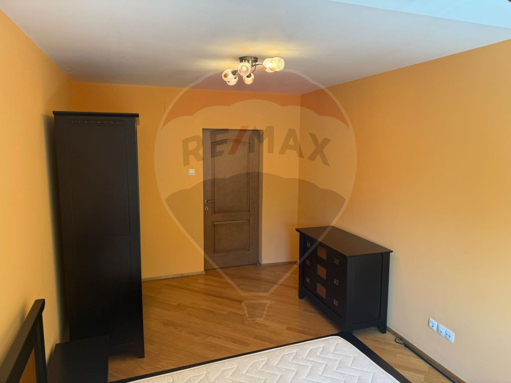DE INCHIRIAT APARTAMENT LUX zona Vivo Mall