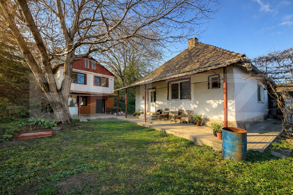 Casă cu teren generos in zona centrala in Reghin