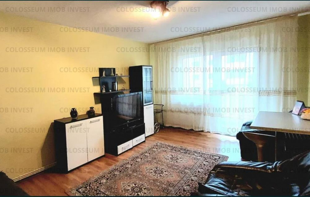 Apartament 3 camere, decomandat, etaj 1/4, mobilat, utilat, zona Astra