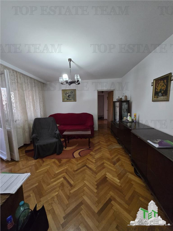 Apartament 3 camere Veteranilor