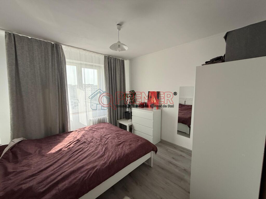 3 camere - Aparatorii Patrie - Str Frumusani