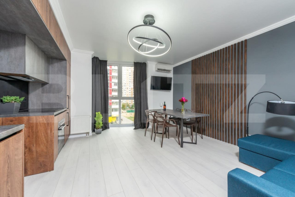 Apartament 2 camere, living cu bucătărie open space, balco