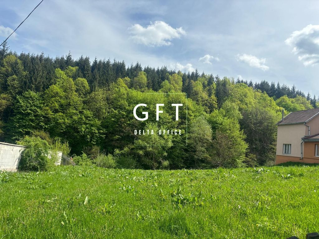 Teren intravilan de vanzare, 5-12 ari, Str. Tabara - Bist...