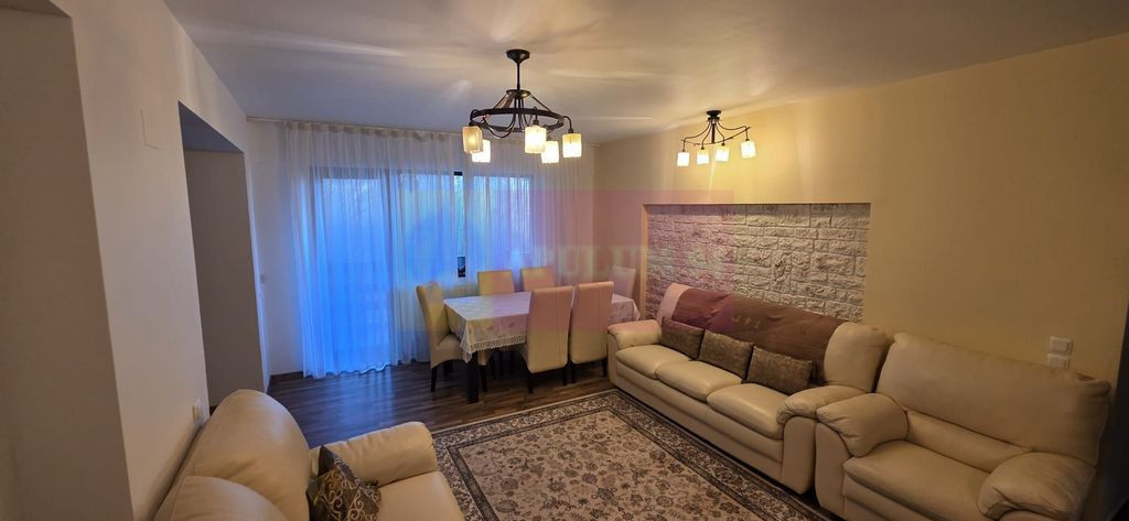 Apartamnet cu 2 camere de vanzare in Sinaia